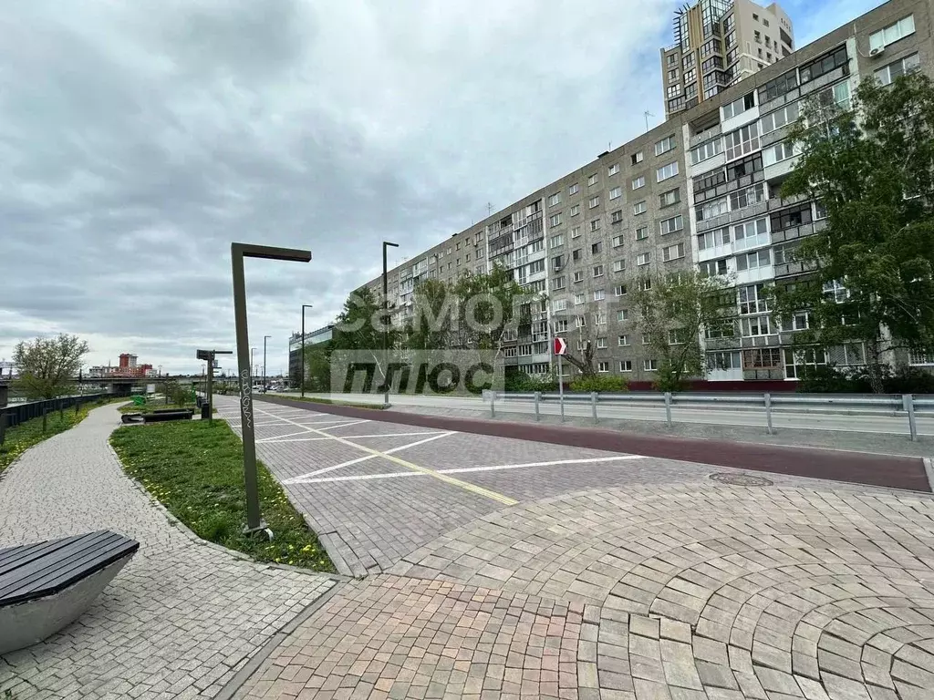 2-к кв. Омская область, Омск ул. Чехова, 3 (53.0 м) - Фото 0