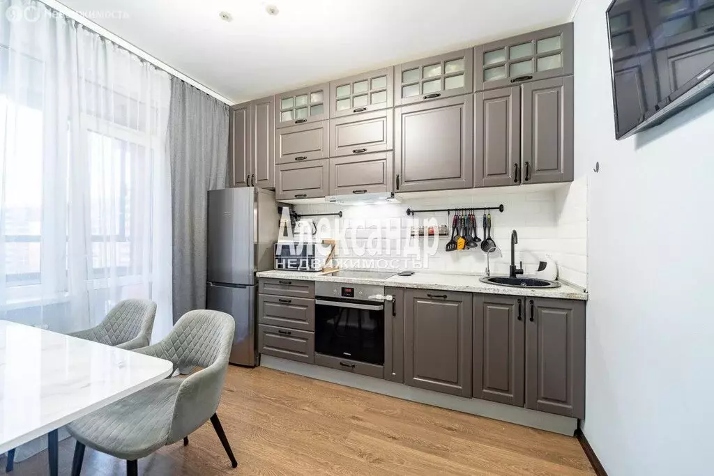 2-комнатная квартира: Санкт-Петербург, улица Лётчика Лихолетова, 14к4 ... - Фото 1