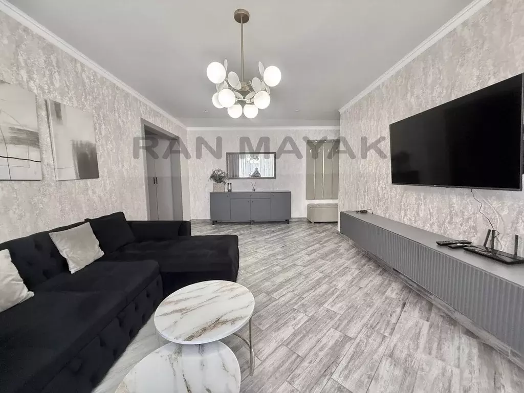 2-к кв. Адыгея, Майкоп ул. 12 Марта, 130/1 (51.0 м) - Фото 0