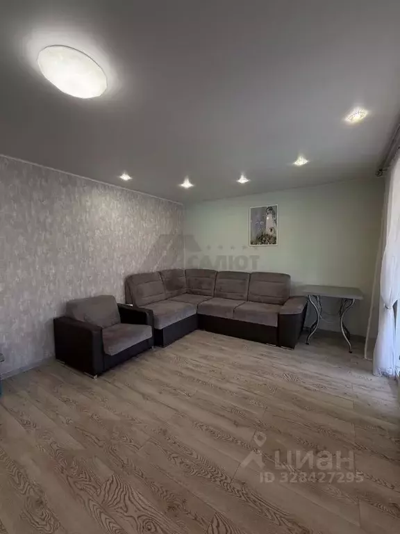 3-к кв. Калининградская область, Гурьевский муниципальный округ, пос. ... - Фото 1