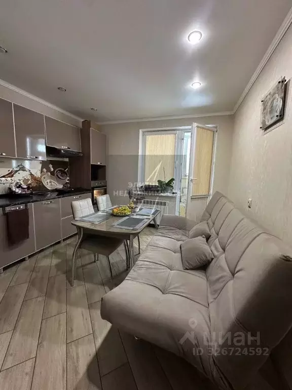 2-к кв. Татарстан, Казань ул. Наиля Юсупова, 13 (62.0 м) - Фото 2