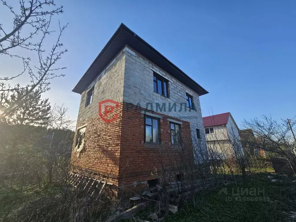 Дом в Московская область, Сергиево-Посадский городской округ, д. ... - Фото 1