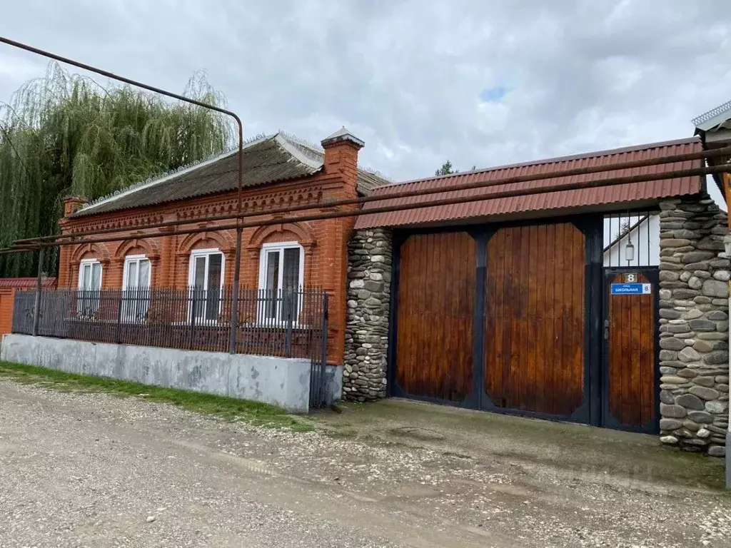 Дом в Чеченская республика, Урус-Мартановский район, с. Старые-Атаги ... - Фото 0