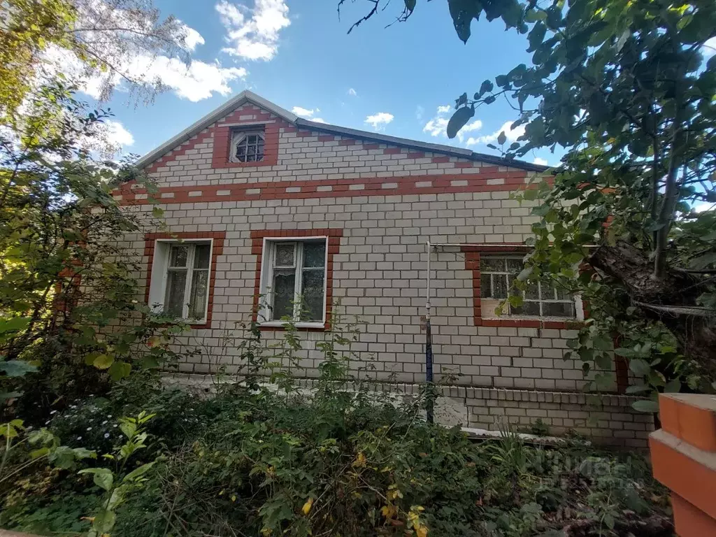 Дом в Курская область, Тим рп ул. Красноармейская (55 м) - Фото 1