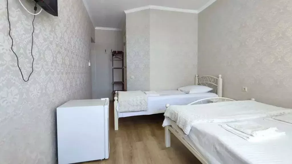 Комната Краснодарский край, Сочи Адлер жилрайон, ул. Аллейная, 3Д - Фото 0