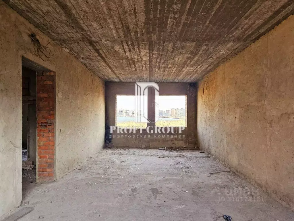 Дом в Дагестан, Махачкала ул. Эльзы Ибрагимовой, 28/1 (250 м) - Фото 1