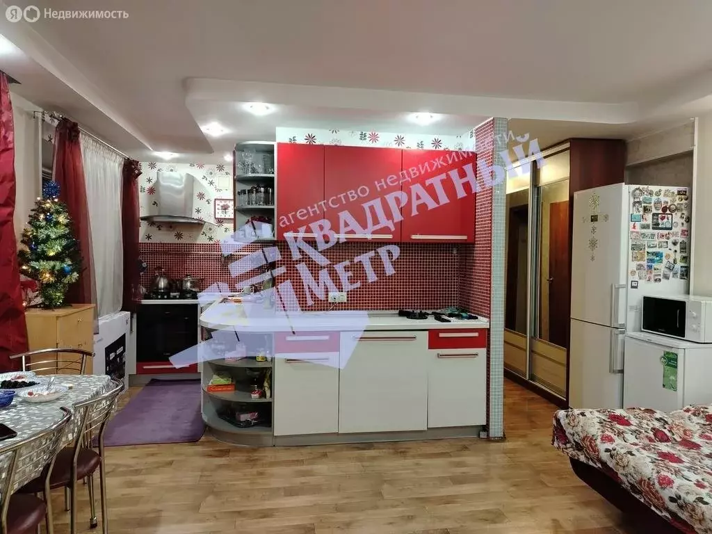 3-комнатная квартира: Балаково, улица Титова, 21 (45 м) - Фото 1