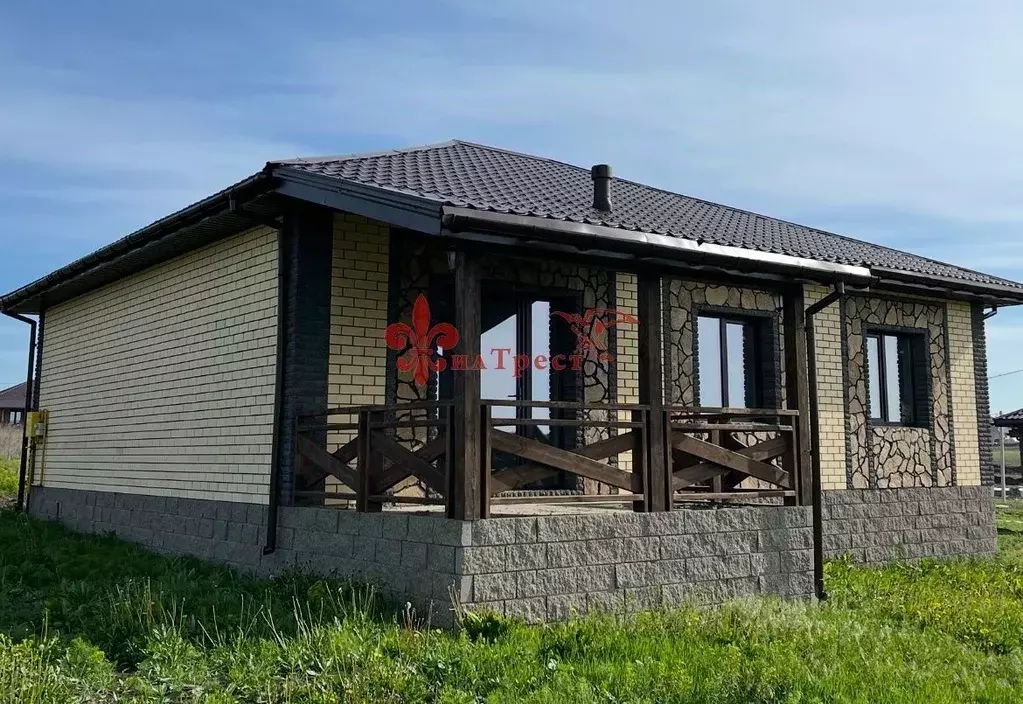 Дом в Белгородская область, Белгородский район, пос. Майский просп. ... - Фото 0