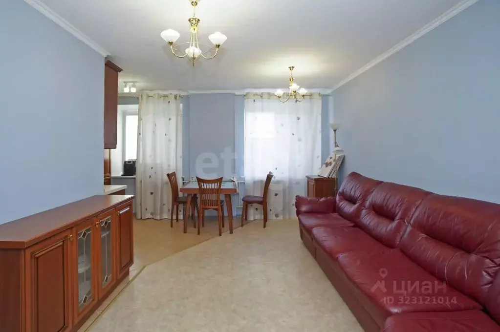 3-к кв. Омская область, Омск наб. Иртышская, 13 (57.6 м) - Фото 1