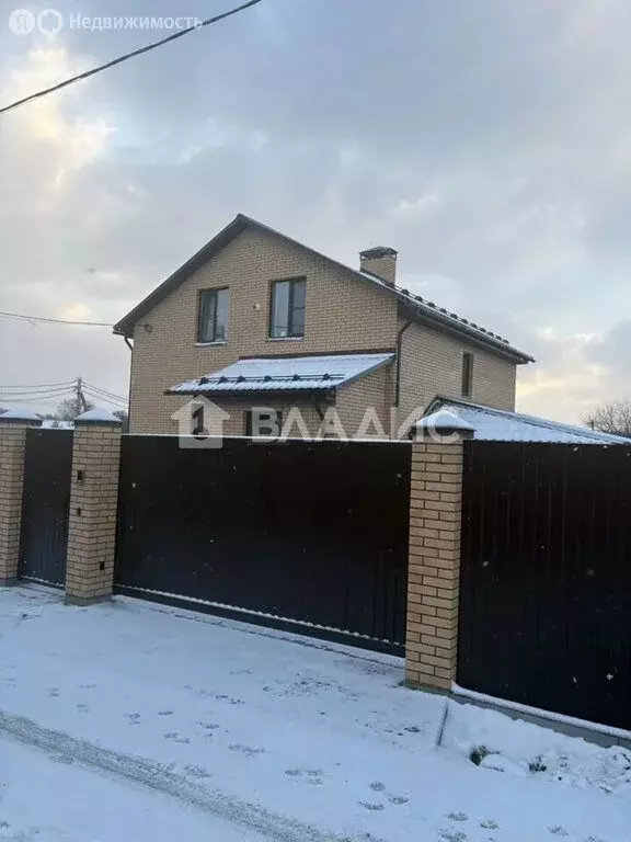 Дом в Московская область, городской округ Коломна, деревня Зиновьево ... - Фото 1