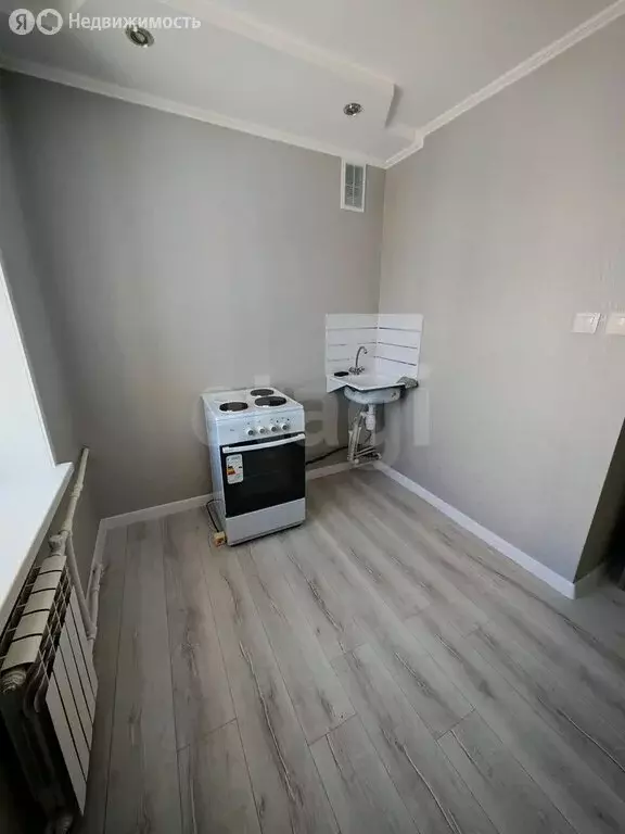 1-комнатная квартира: Долинск, улица Севастьянова, 3 (38.5 м) - Фото 2