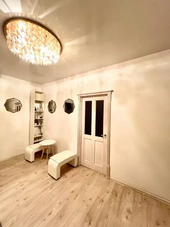 3-к кв. Санкт-Петербург ул. Латышских Стрелков, 15к2 (90.0 м) - Фото 1