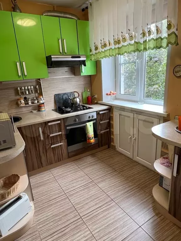 3-к. квартира, 60 м, 3/5 эт. - Фото 0