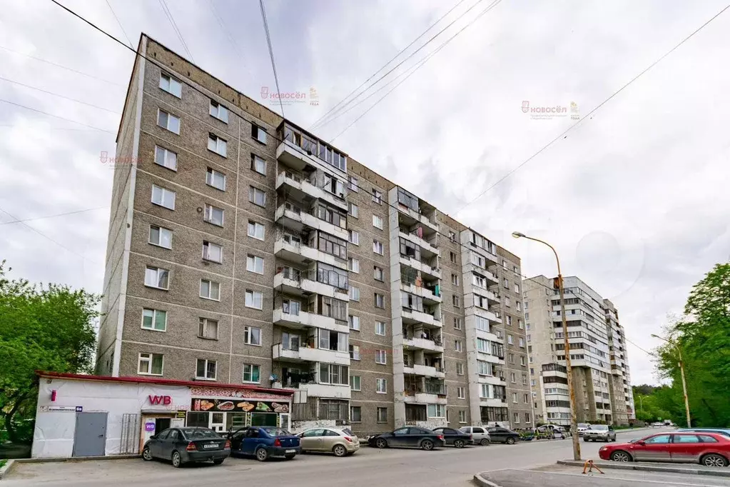 Комната 11,7 м в 5-к., 2/9 эт. - Фото 0