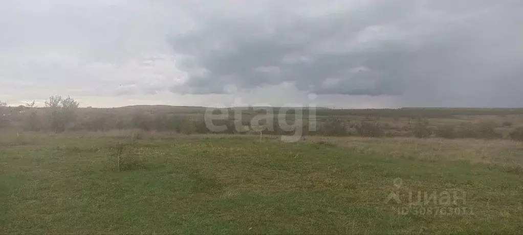 Участок в Крым, Феодосия городской округ, с. Насыпное ул. Октябрьская, ... - Фото 0