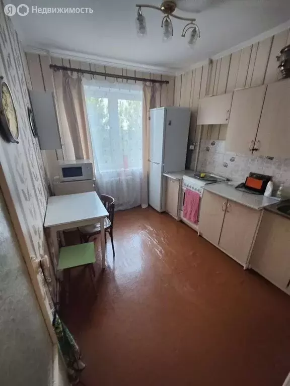 3-комнатная квартира: Старый Оскол, микрорайон Парковый, 23 (61 м) - Фото 1
