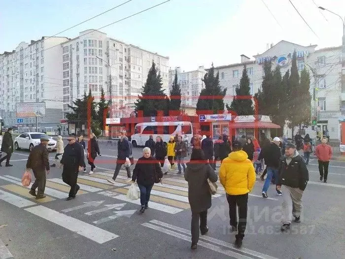 Помещение свободного назначения в Севастополь просп. Октябрьской ... - Фото 0