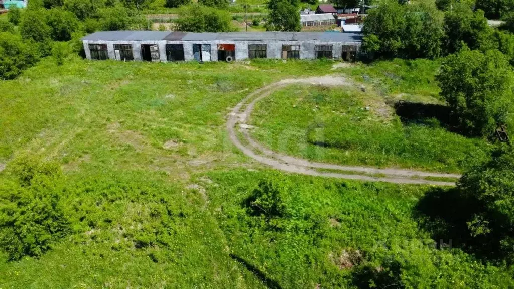 Гараж в Камчатский край, Елизовский муниципальный округ, Вулканный рп  ... - Фото 2