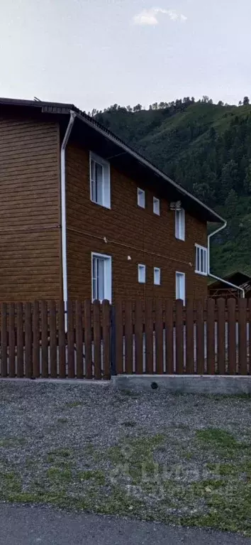 Коттедж в Алтай, Майминский район, с. Манжерок Манжерокская ул., 16 ... - Фото 0