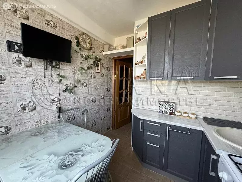 3-комнатная квартира: деревня Бегуницы, 20 (59.3 м) - Фото 2