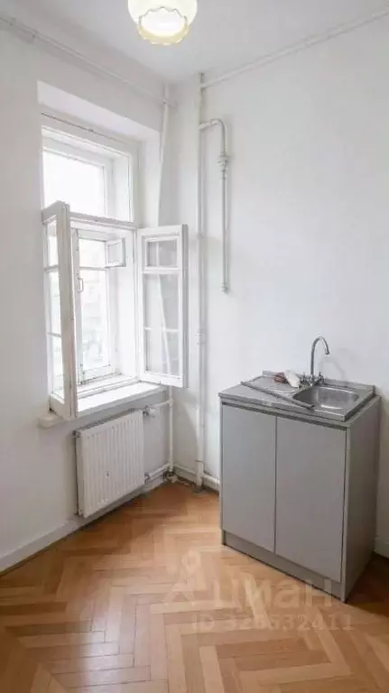 3-к кв. Санкт-Петербург ул. Опочинина, 7 (56.0 м) - Фото 0