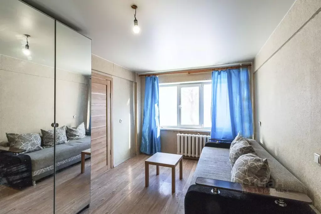 3-к кв. Омская область, Омск Городок Нефтяников мкр, ул. Энтузиастов, ... - Фото 1