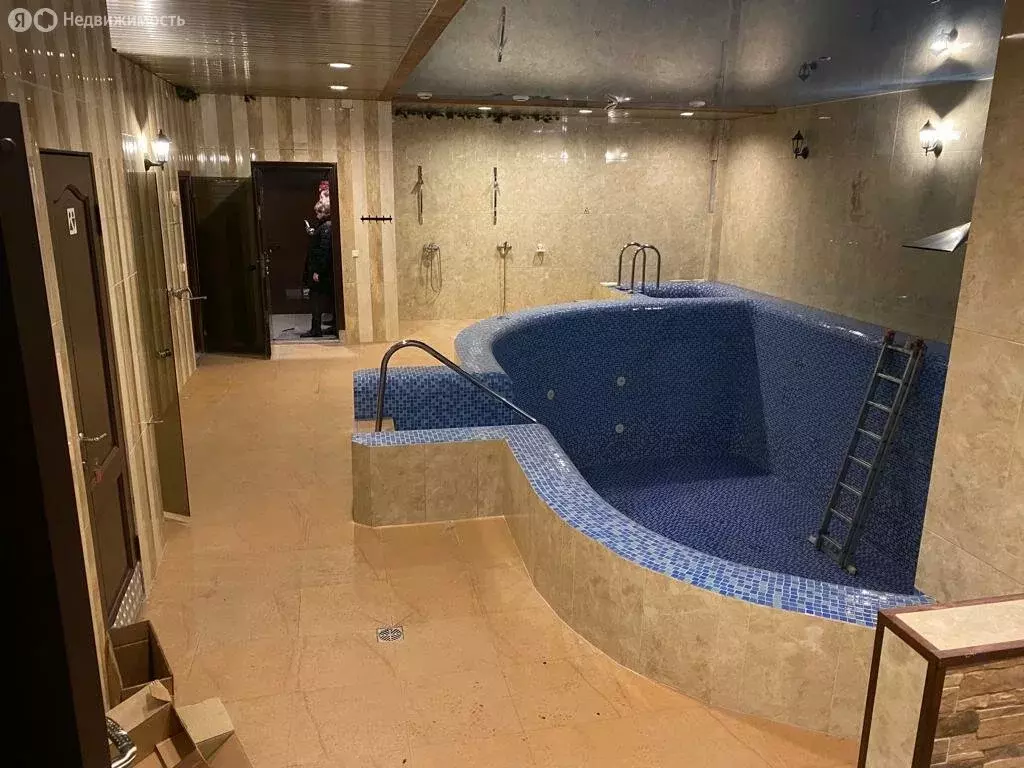 Помещение свободного назначения (2720 м) - Фото 1