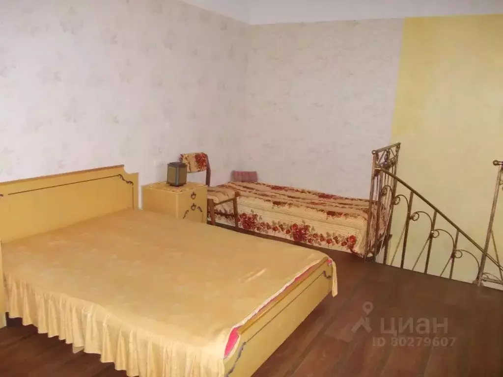 2-к кв. Севастополь ул. Казачья, 23 (50.0 м) - Фото 1