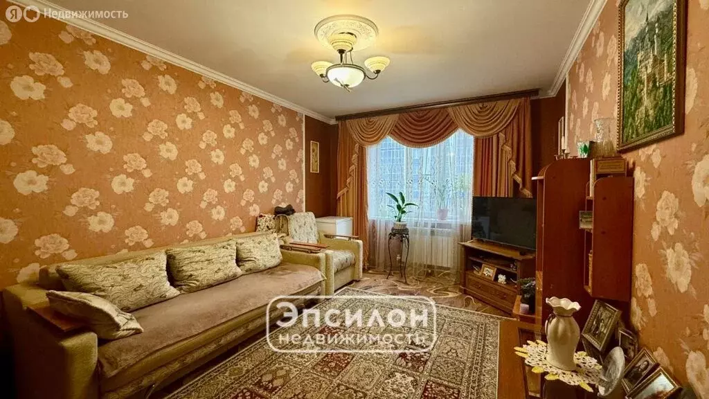 2-комнатная квартира: Курск, улица Майский Бульвар, 15 (60.3 м) - Фото 0