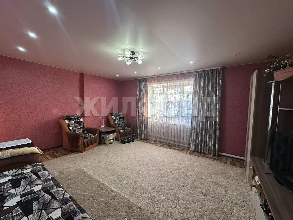 3-к кв. Новосибирская область, Колывань рп ул. Шоссейная, 3 (91.8 м) - Фото 1