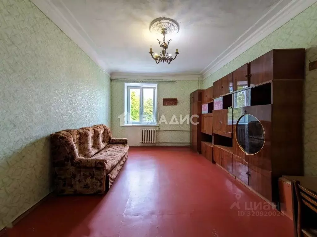 3-к кв. Смоленская область, Смоленск Колхозная пл., 6 (87.2 м) - Фото 0