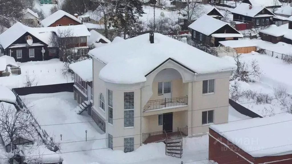 Дом в Удмуртия, Сарапул ул. Седельникова, 122 (266 м) - Фото 2