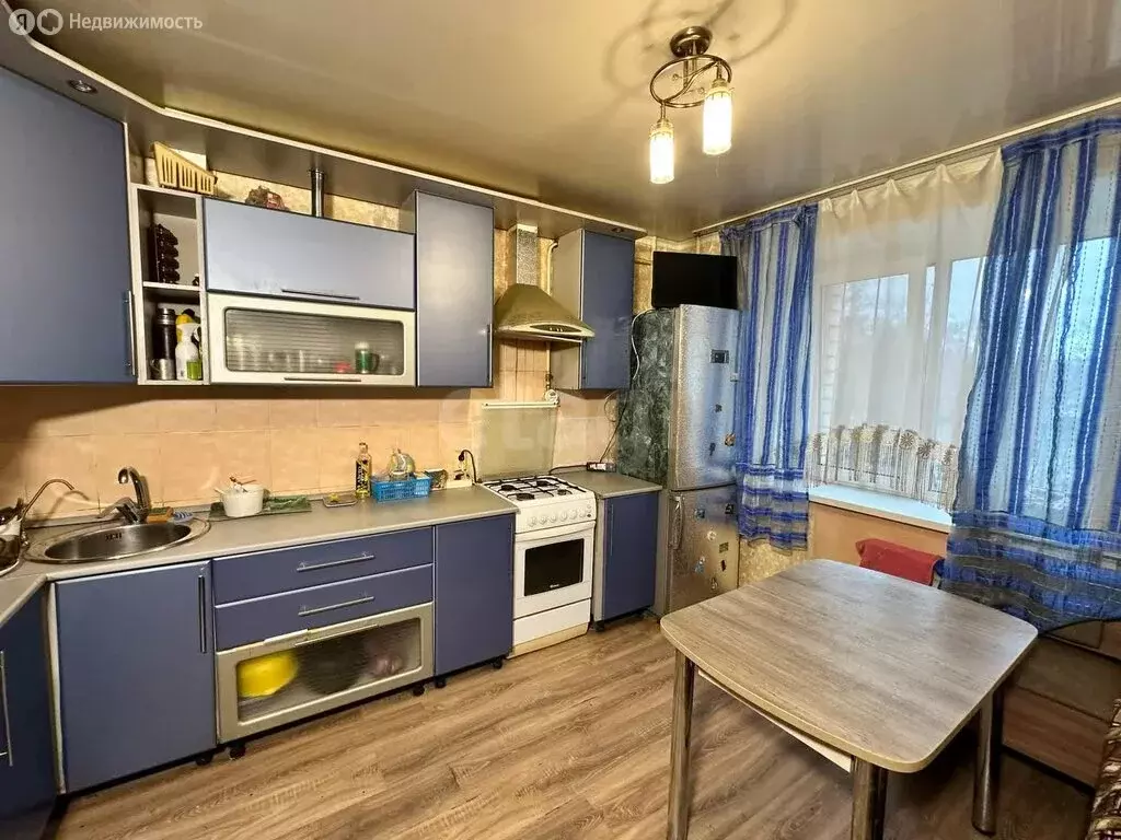 3-комнатная квартира: Брянск, улица Розы Люксембург, 47 (79.4 м) - Фото 1