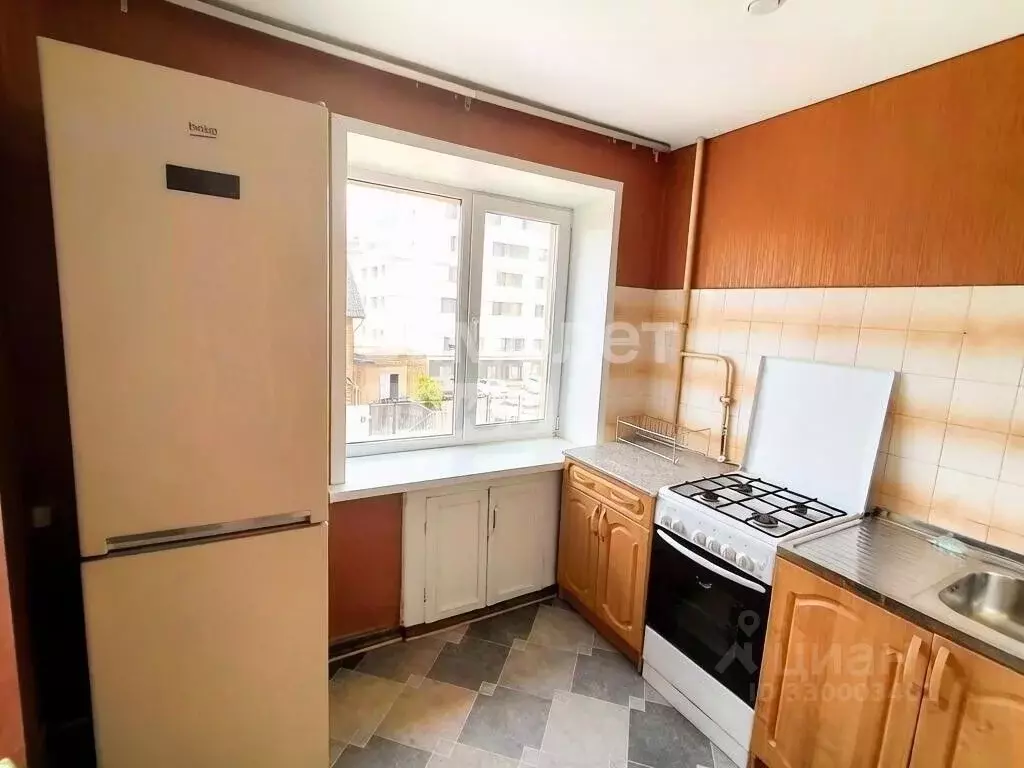 2-к кв. Курская область, Курск ул. Димитрова, 9 (42.1 м) - Фото 1