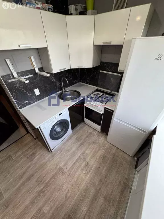 2-комнатная квартира: Каменск-Уральский, Каменская улица, 58 (38.3 м) - Фото 1
