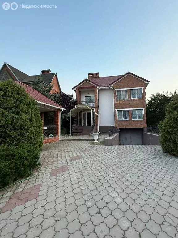 Дом в Азов, Красногоровская улица, 39 (240 м) - Фото 1