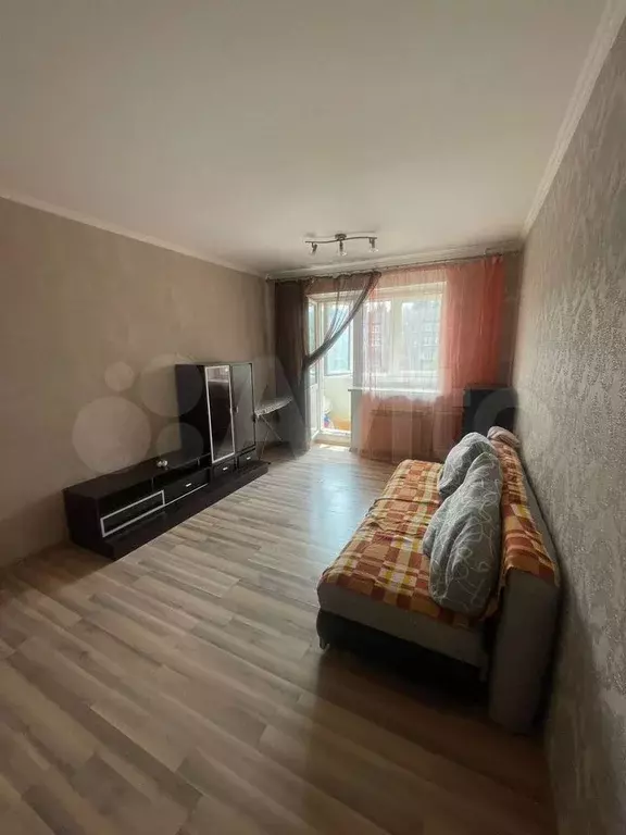1-к. квартира, 33 м, 6/9 эт. - Фото 0