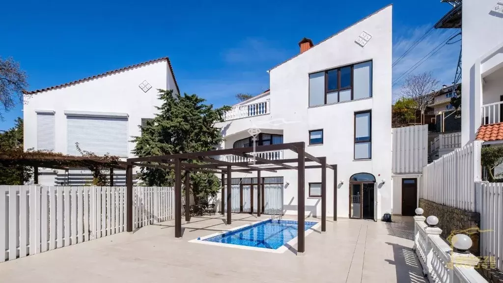 Дом в Крым, Ялта муниципальный округ, Гаспра пгт ул. Маратовская, 16Б ... - Фото 1