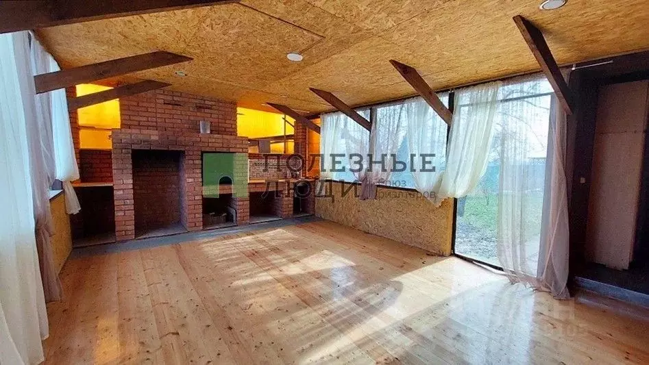 Дом в Саратовская область, Саратов проезд 1-й Есаульский, 6 (93 м) - Фото 0