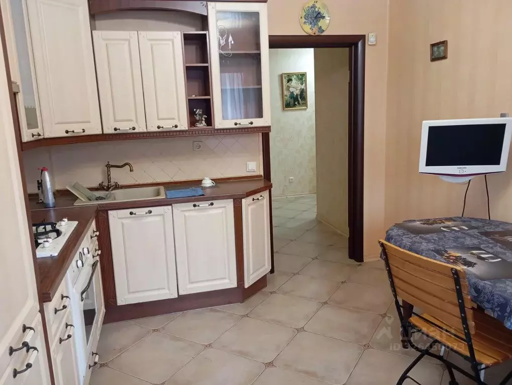 2-к кв. Свердловская область, Екатеринбург ул. Краснолесья, 49 (67.6 ... - Фото 1