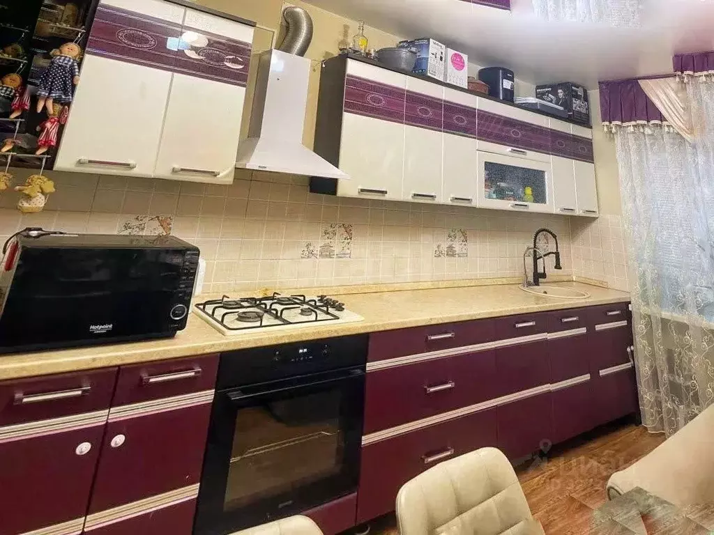 4-к кв. Ямало-Ненецкий АО, Тарко-Сале Пуровский район, Геолог мкр, 13 ... - Фото 1