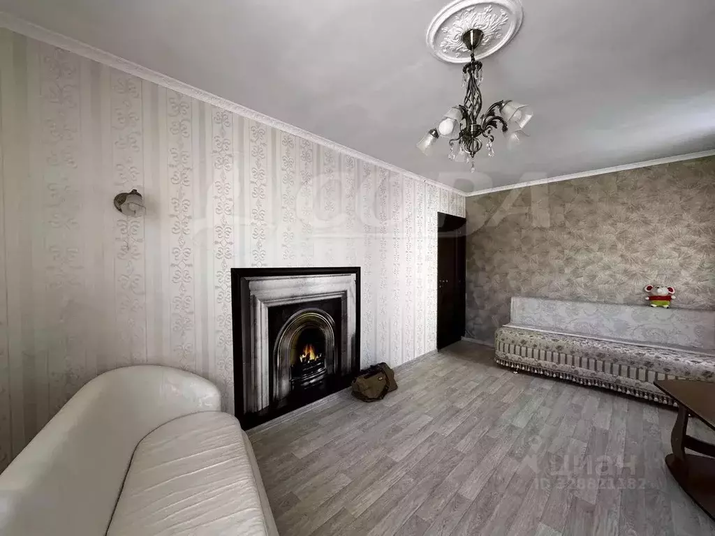 2-к кв. Тюменская область, Тюмень ул. Пермякова, 34 (46.0 м) - Фото 1