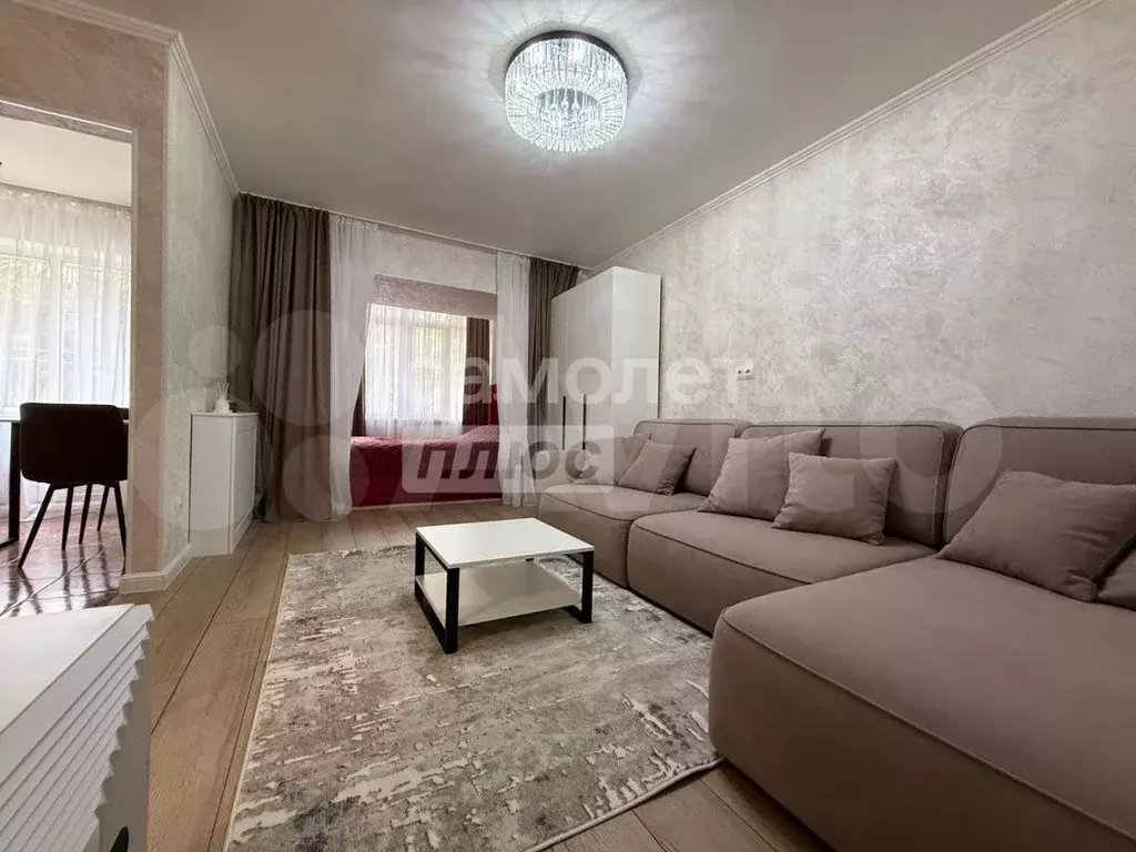 1-к. квартира, 30,5 м, 1/6 эт. - Фото 0