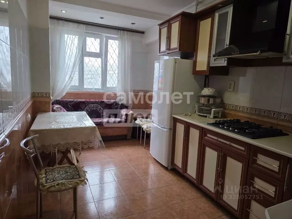 2-к кв. Кабардино-Балкария, Нальчик просп. Шогенцукова, 42 (52.0 м) - Фото 1