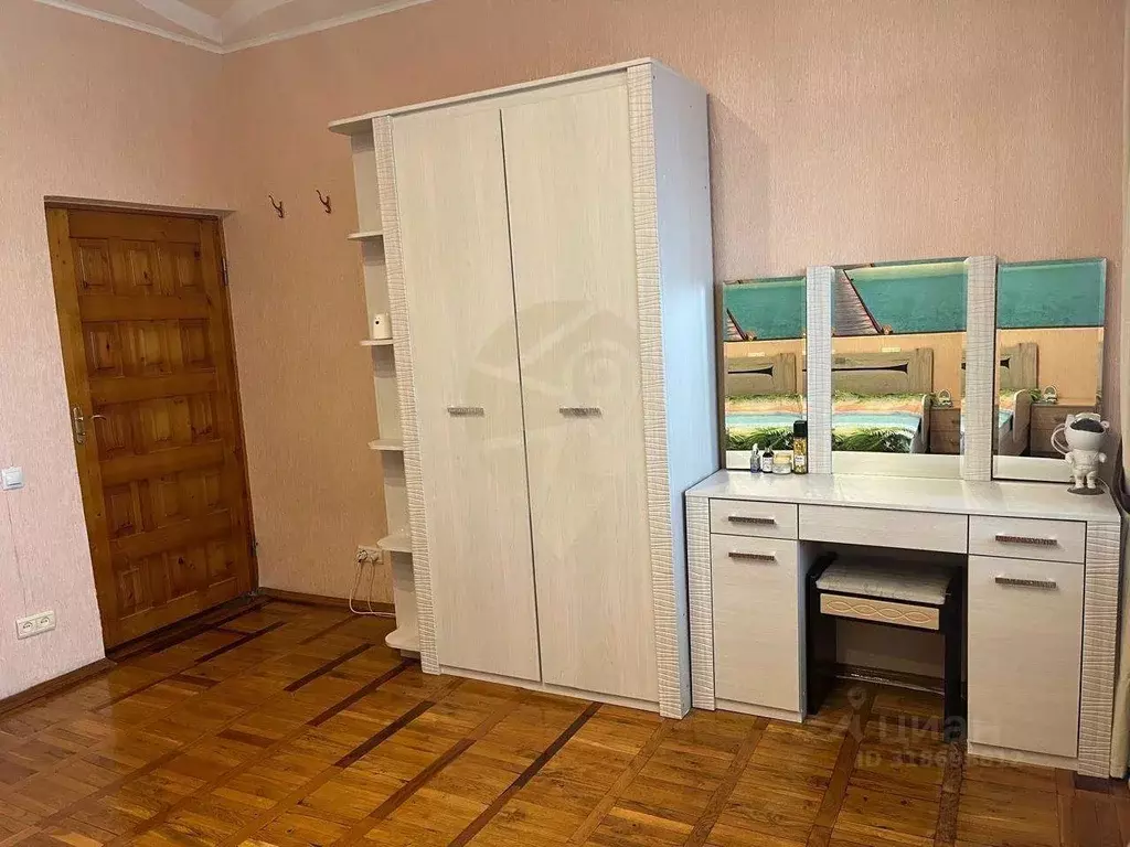 4-к кв. Белгородская область, Старый Оскол Жукова мкр, 17 (108.0 м) - Фото 1