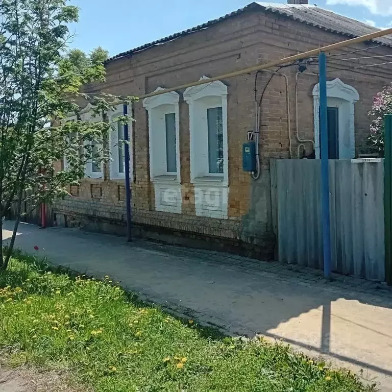 Дом в Белгородская область, Бирюч Красногвардейский район, ул. ... - Фото 1