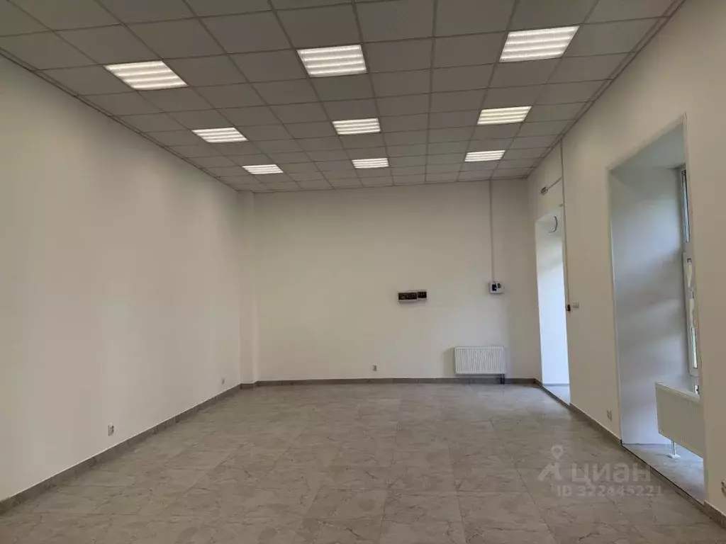 Помещение свободного назначения в Красноярский край, Красноярск ул. ... - Фото 2