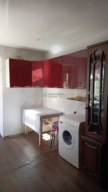 Комната 19 м в 4-к., 2/3 эт. - Фото 0