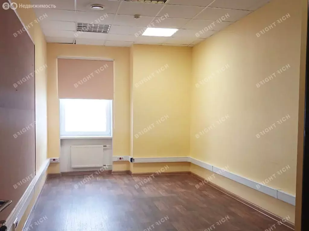 Офис (300 м) - Фото 1