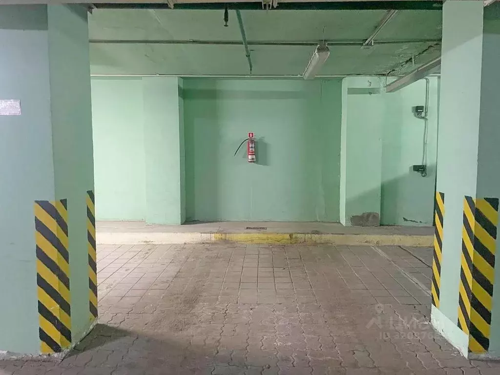 Гараж в Белгородская область, Белгород ул. Костюкова, 36Г (18 м) - Фото 1